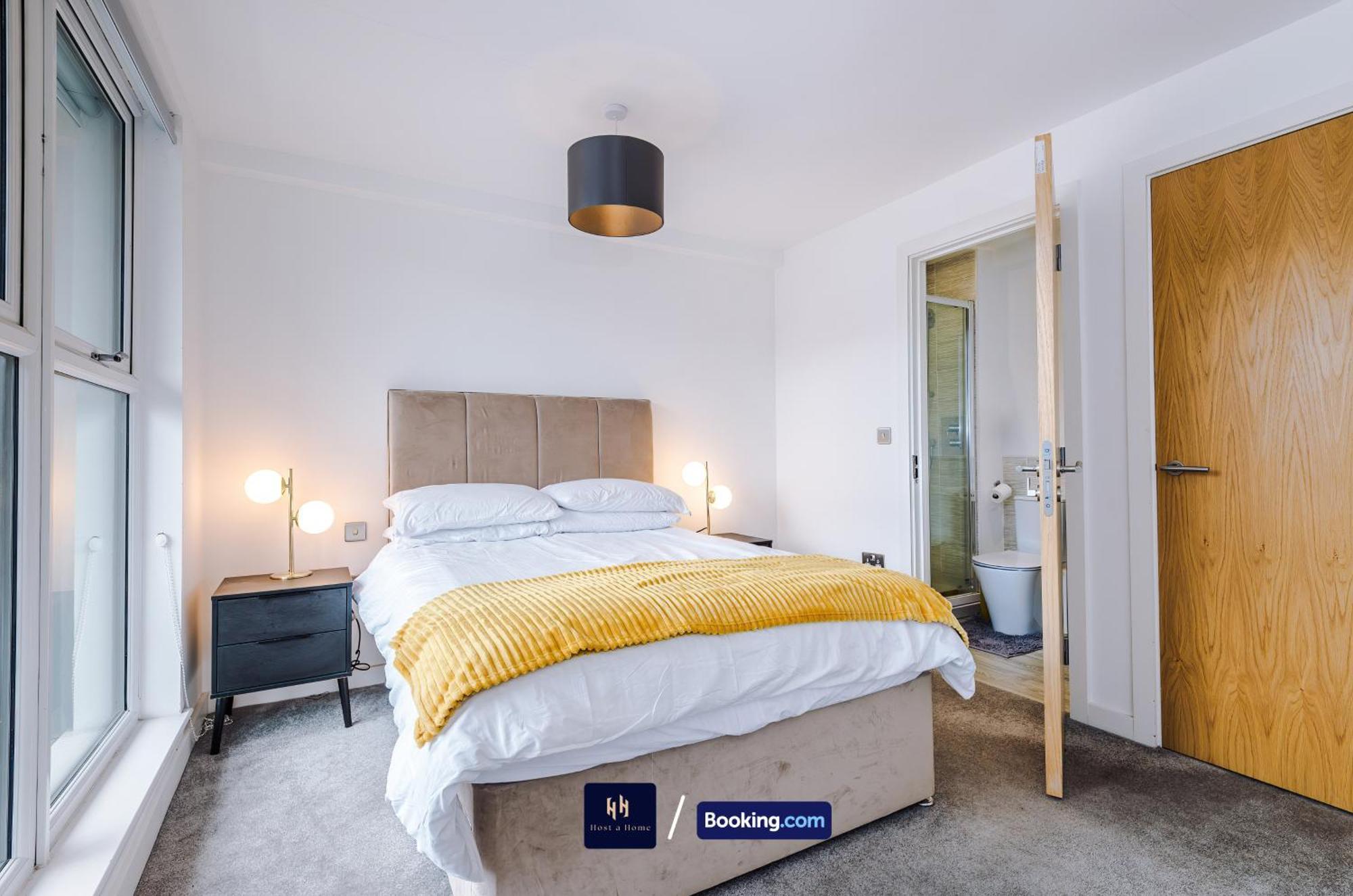 Modern 2 Bed With Balcony By Host A Apartamento
